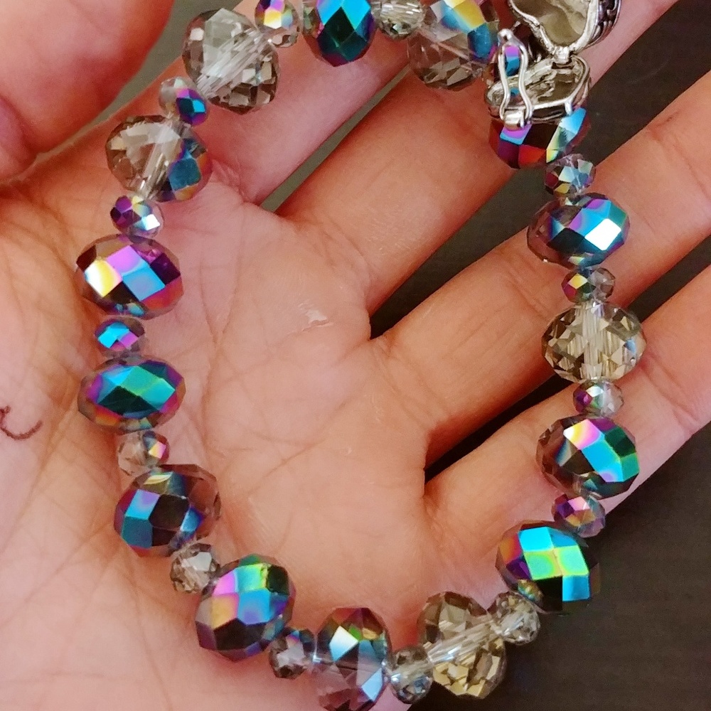 Beaded Locket Bracelet - Picture 5 of 6